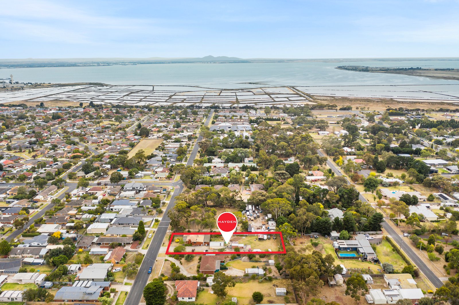 61 Helms Street, Newcomb image 3