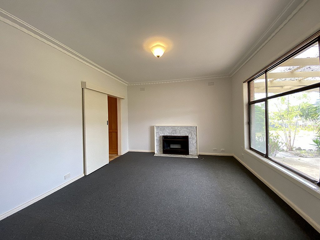 61 Helms Street, Newcomb image 8