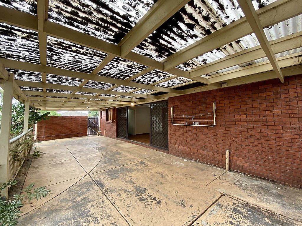 61 Helms Street, Newcomb image 16