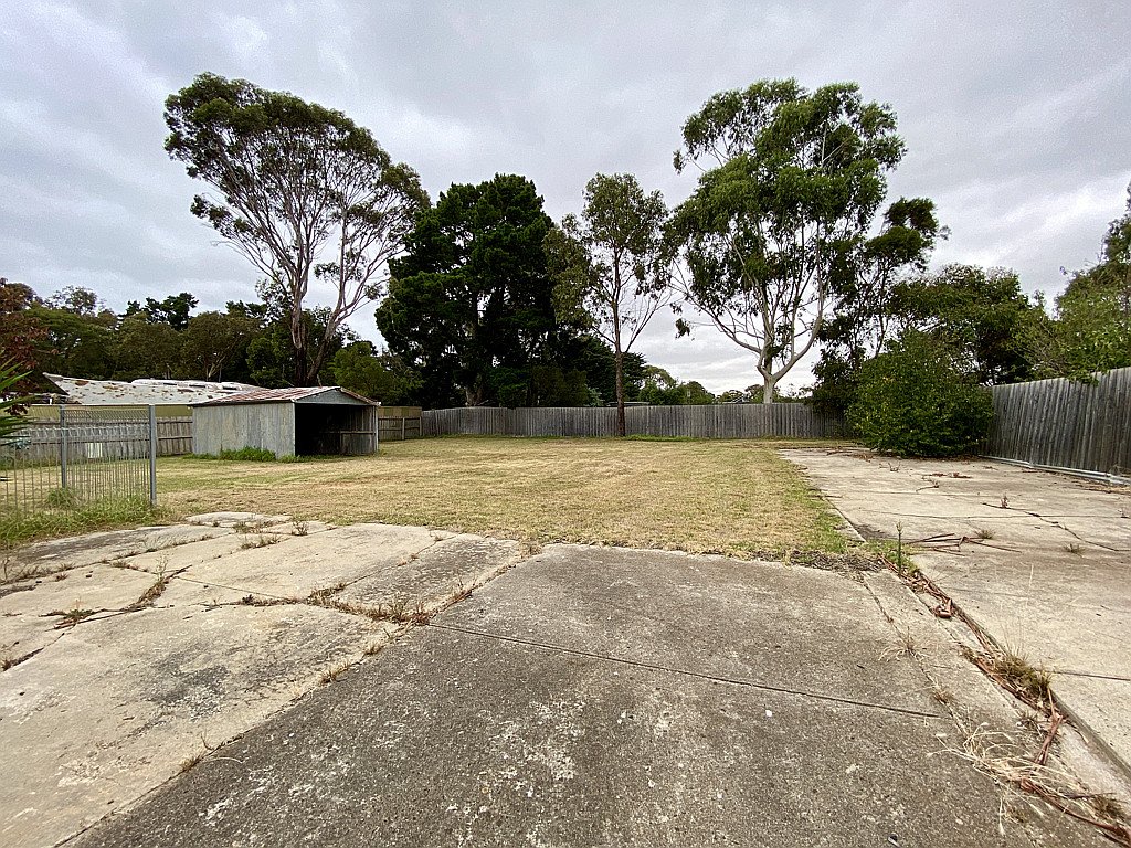 61 Helms Street, Newcomb image 19