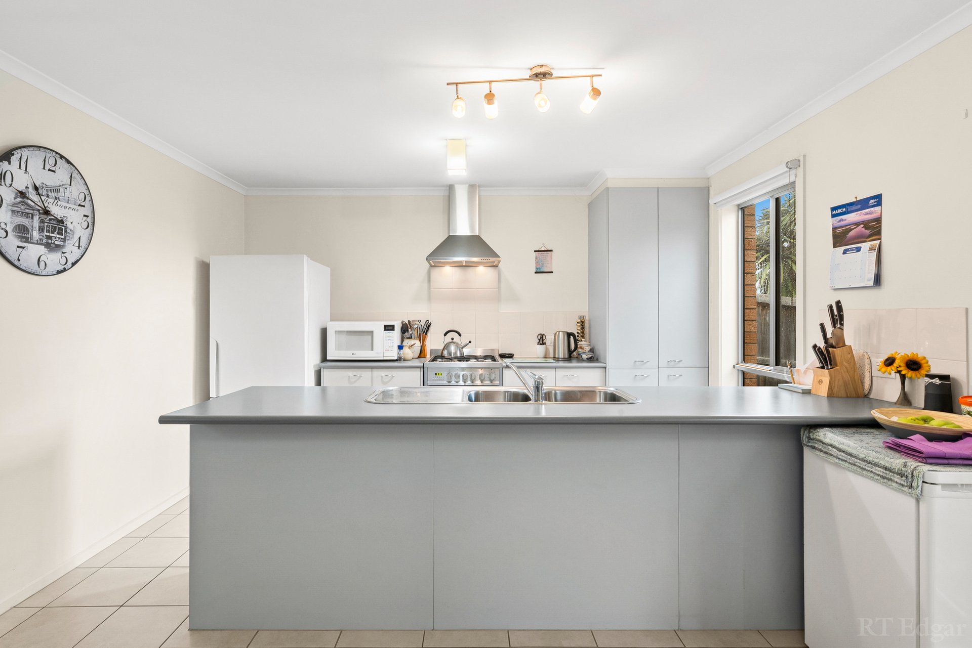 Property Gallery Thumbnail 3