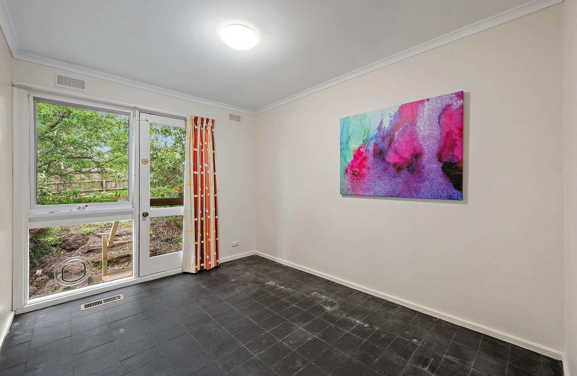 61 Holloway Road, Croydon North image 11