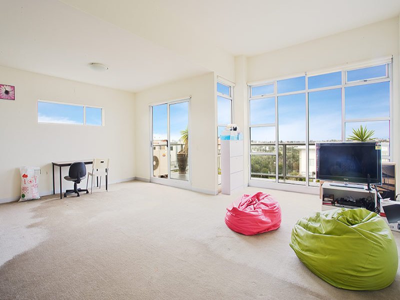 6/1 Horizon Drive, Maribyrnong image 2