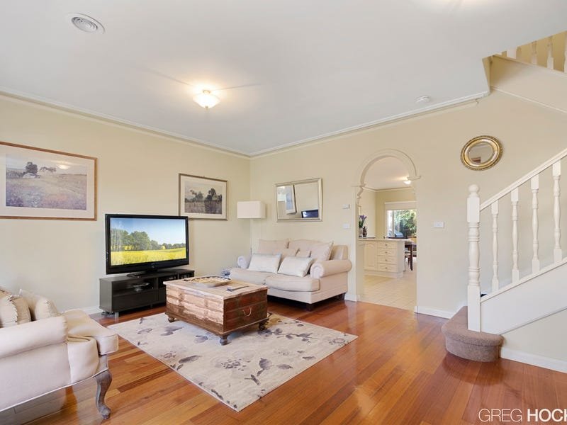 61 John Liston Drive, Newport image 2