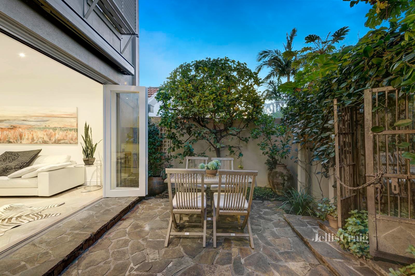 61 Lang Street, South Yarra image 7