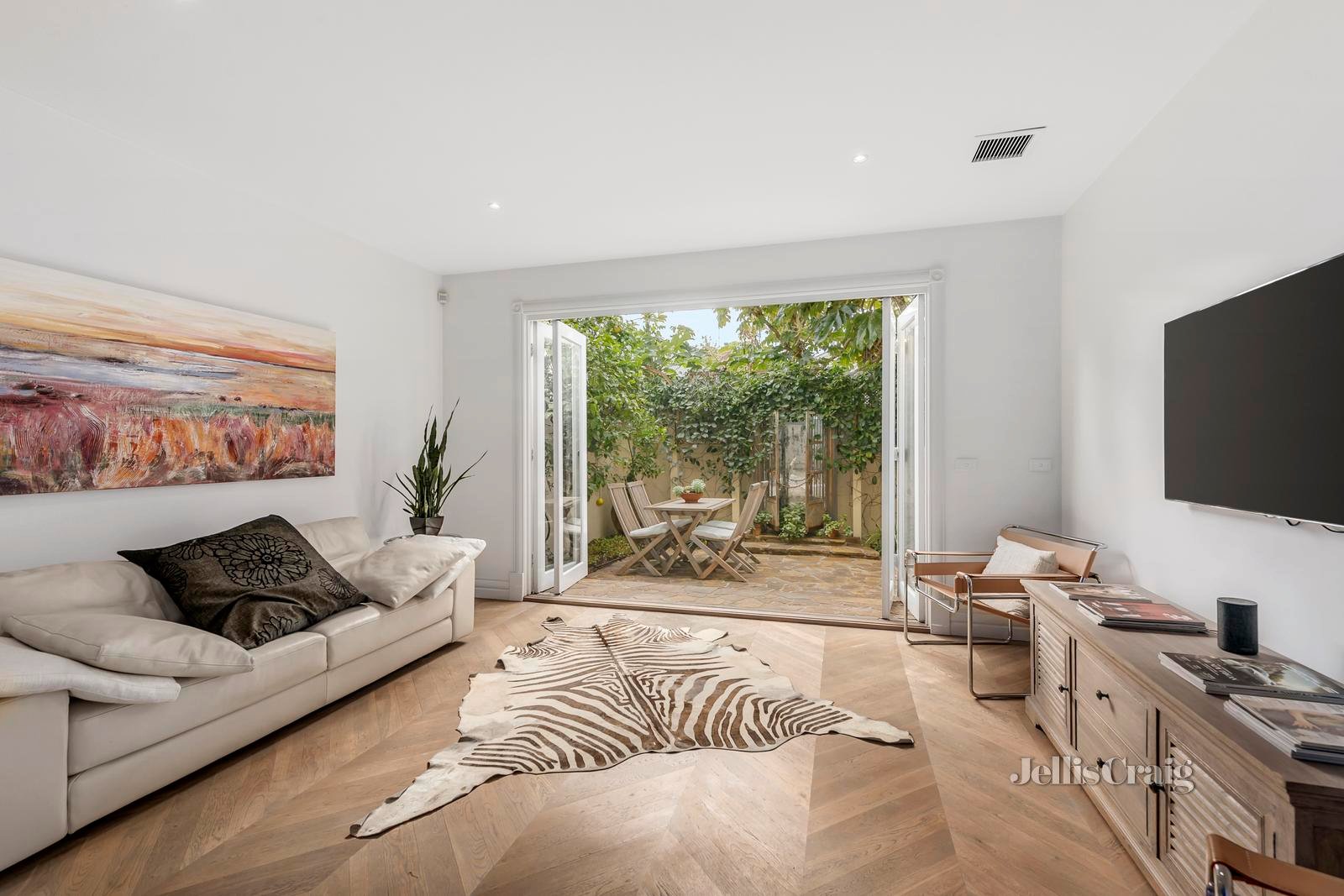 61 Lang Street, South Yarra image 3