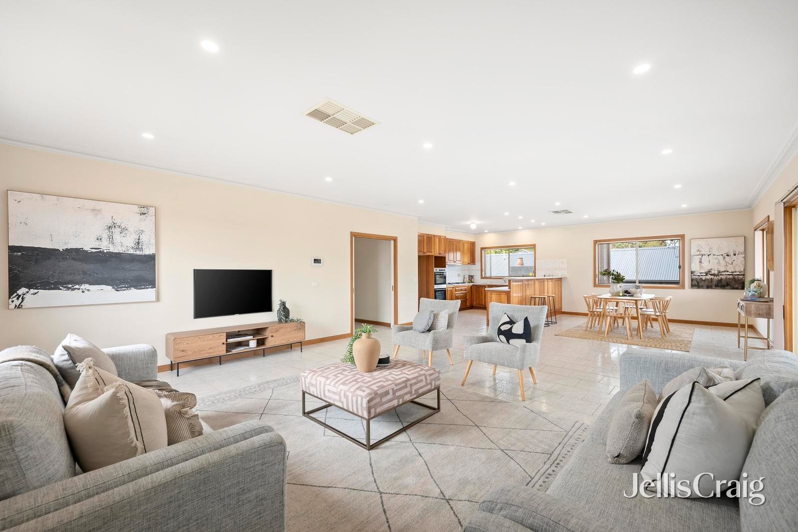 61 Meadowgate Drive, Chirnside&nbsp;Park image 4