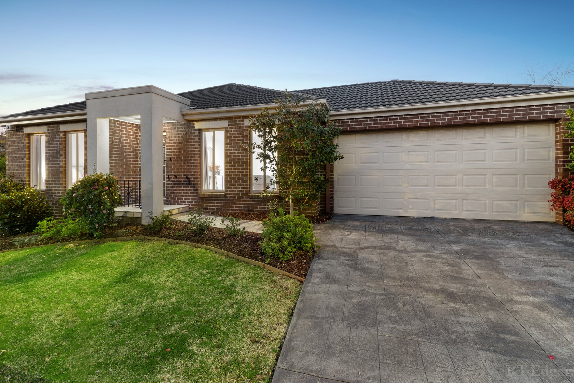 Property Gallery - Main Image