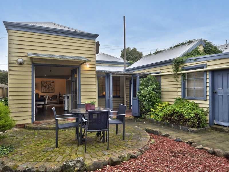 61 Noble Street, Newtown image 8
