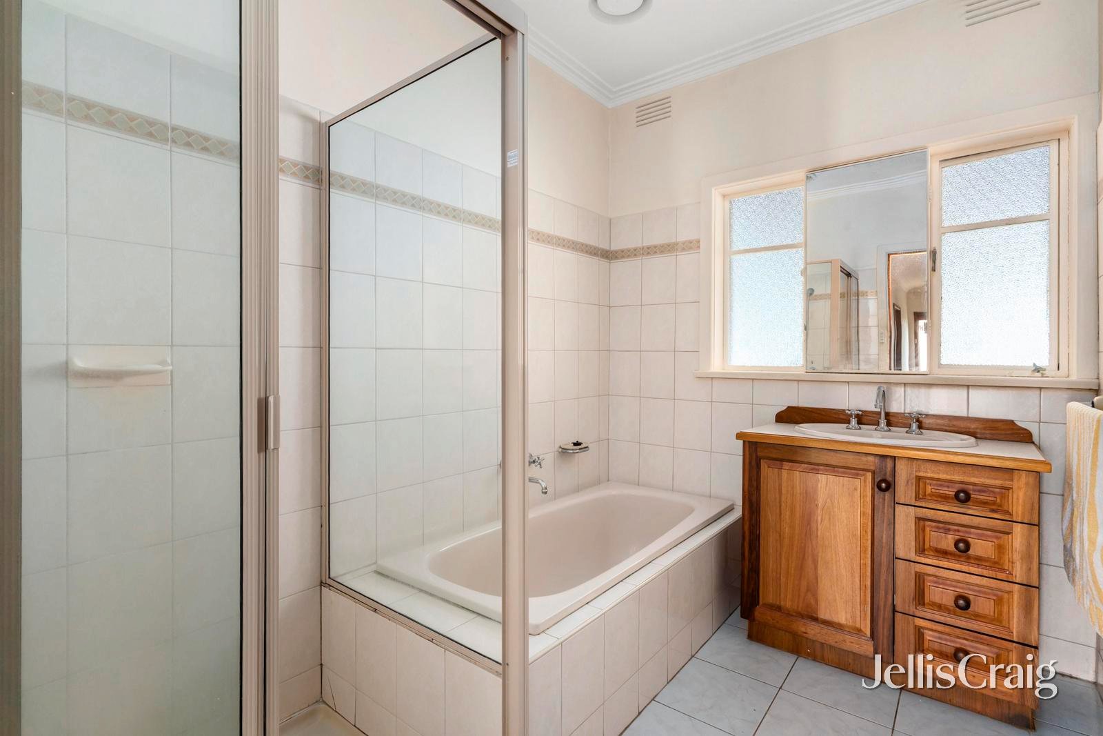 61 North Road, Avondale&nbsp;Heights image 7