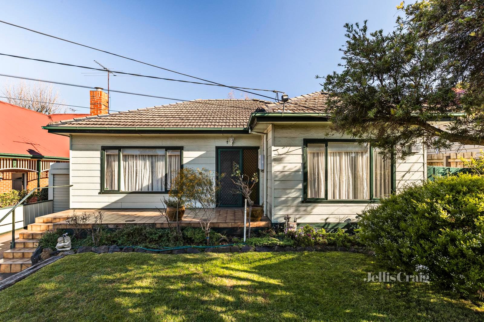 61 Ogilvie Street, Essendon image 11