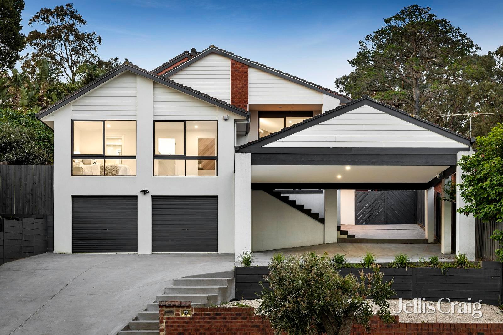 61 Pine Hill Drive, Doncaster&nbsp;East image 1