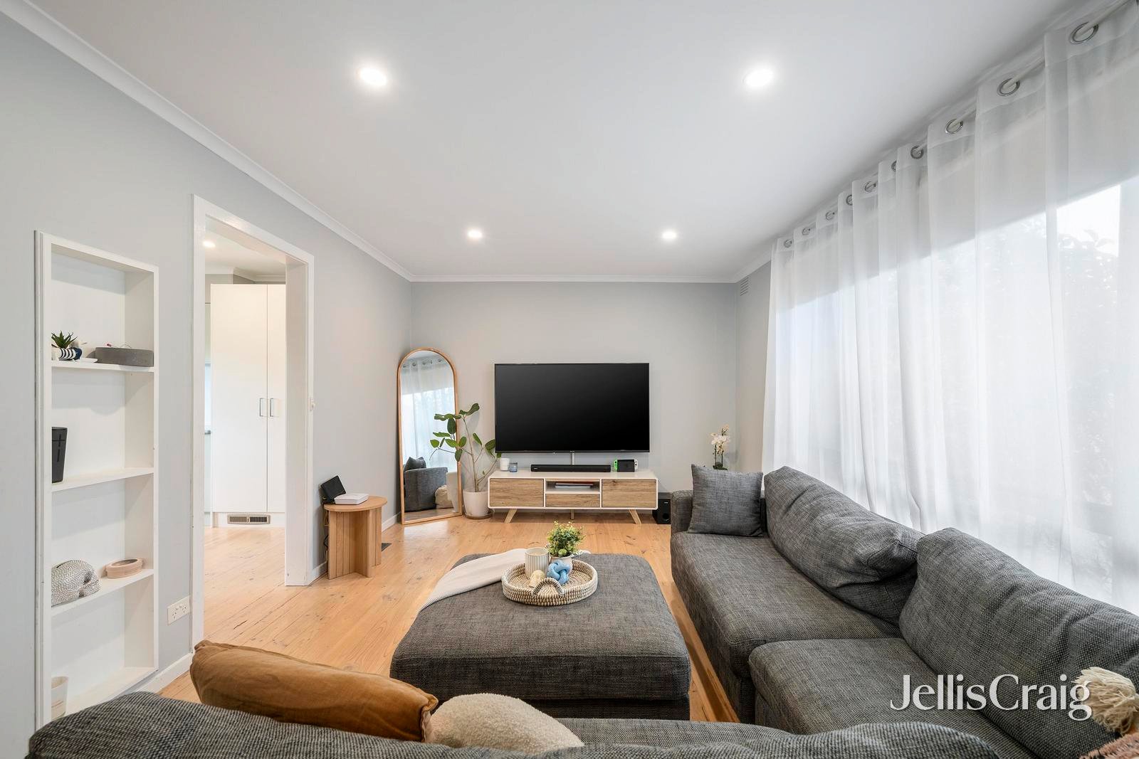 6/1 Rawlinson Street, Croydon image 2