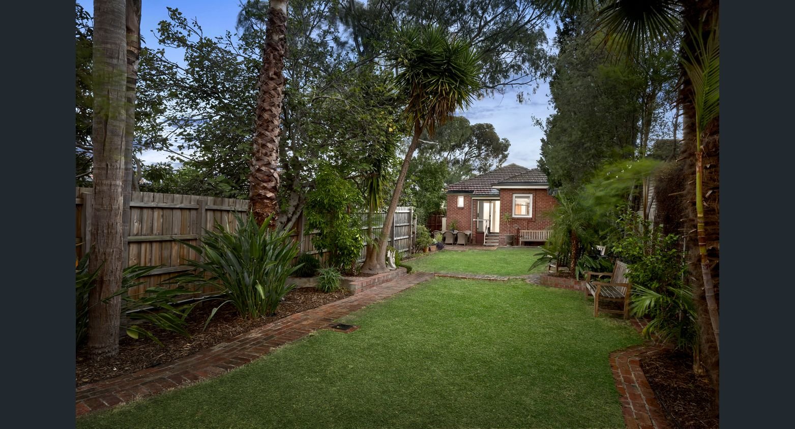 Property Gallery Thumbnail 8