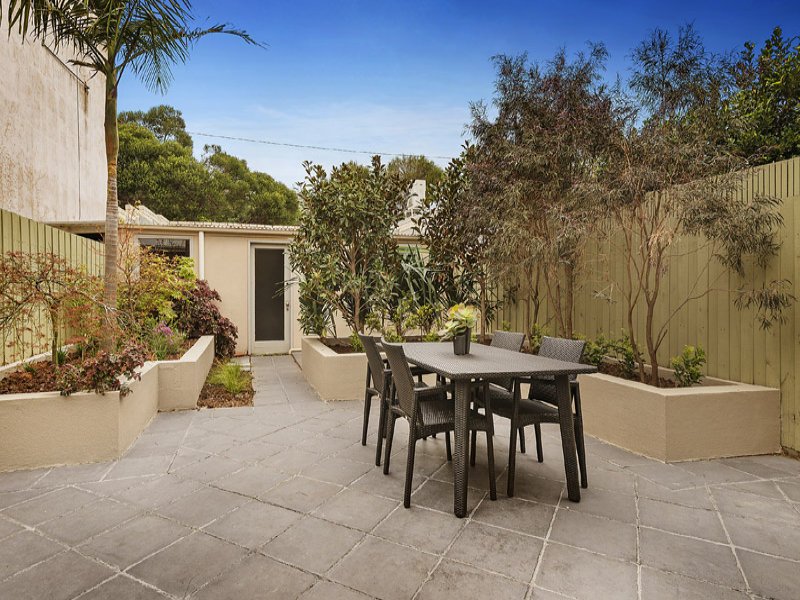 61 Ruskin Street, Elwood image 2