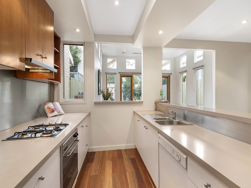 61 Ruskin Street, Elwood image 4
