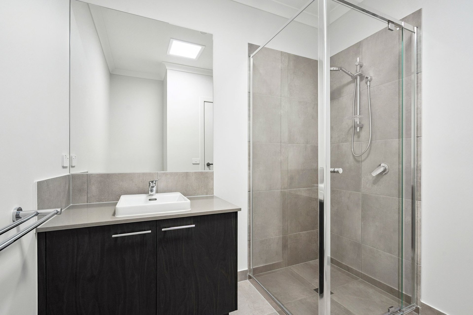 61 Serene Avenue, Armstrong Creek image 5