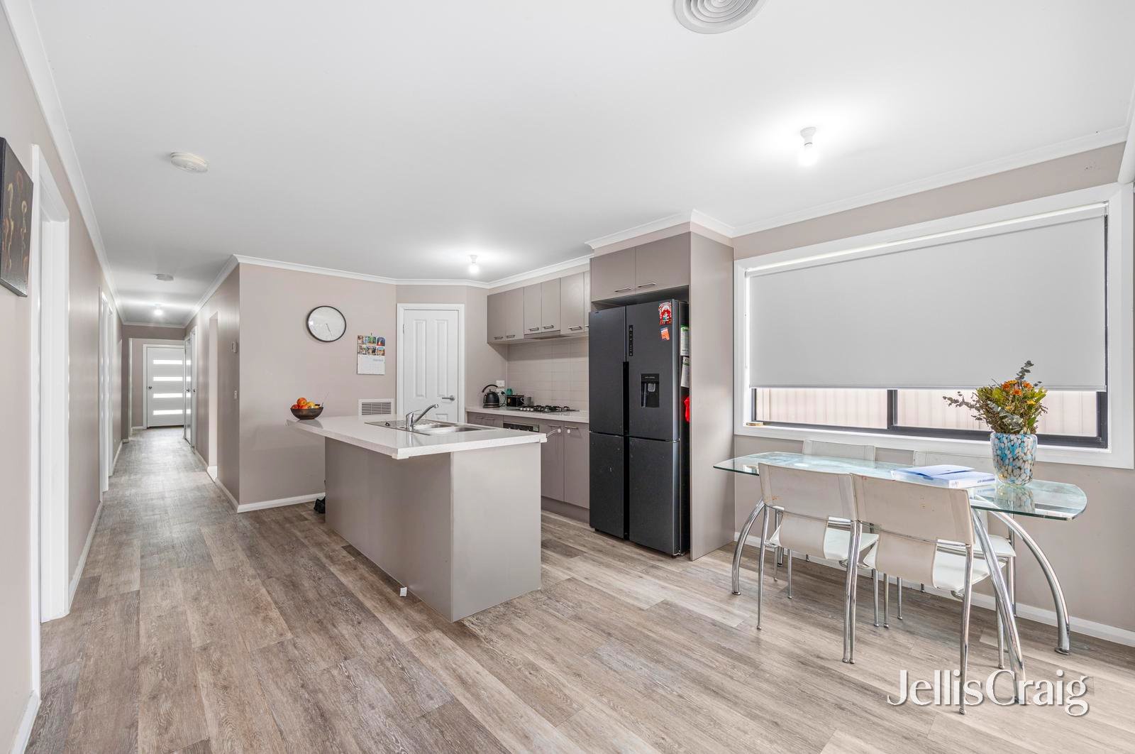 61 Spoonbill Avenue, Winter&nbsp;Valley image 2