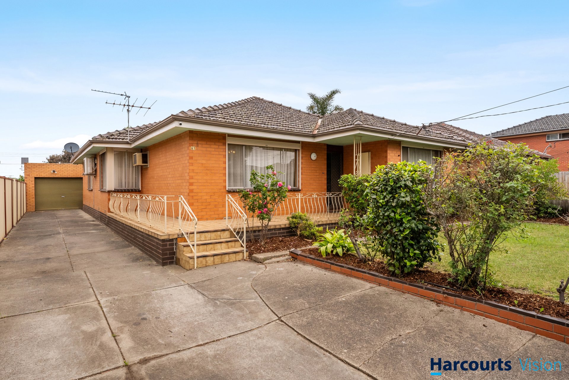 61 Sterling Drive, Keilor East image 2