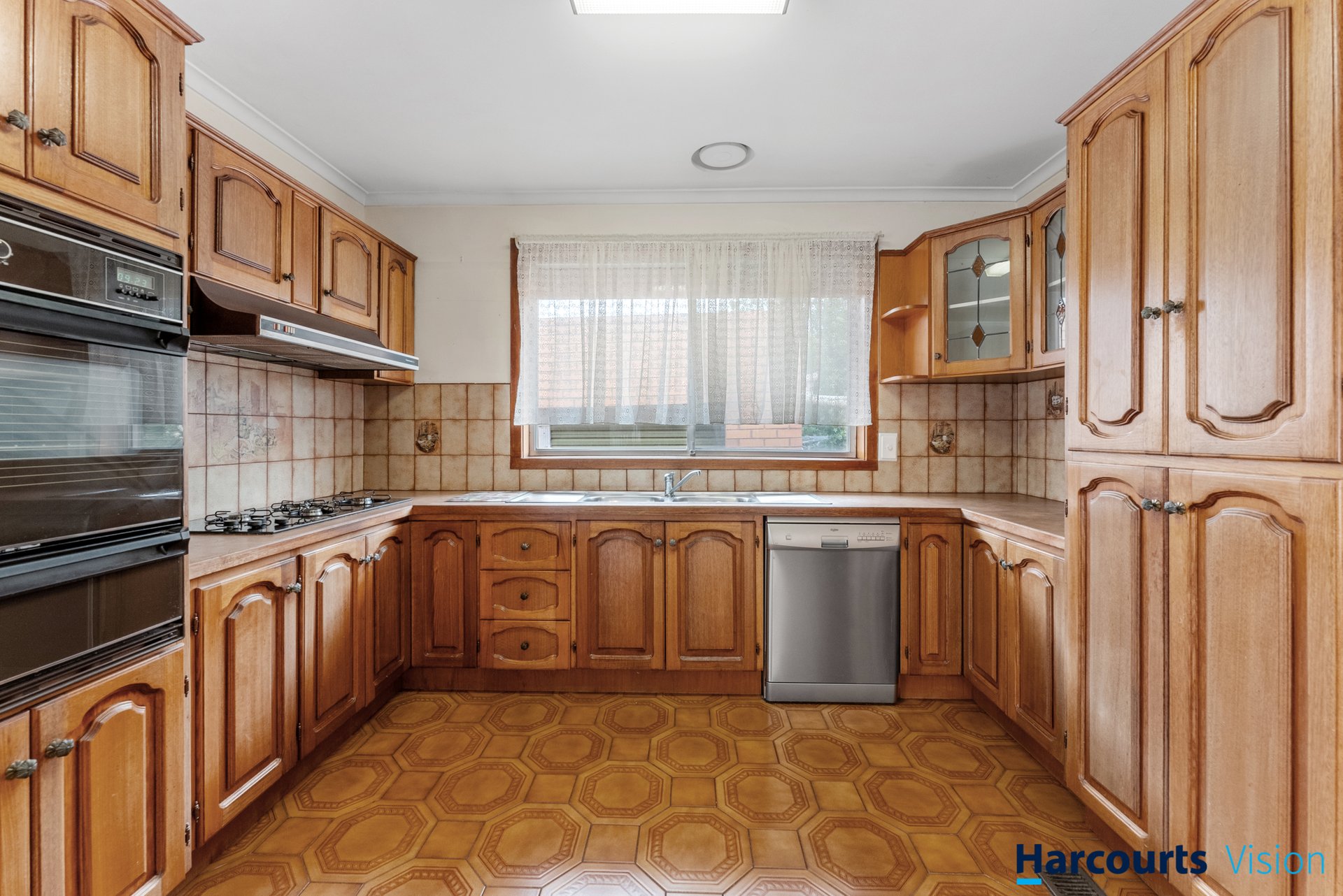 61 Sterling Drive, Keilor East image 3
