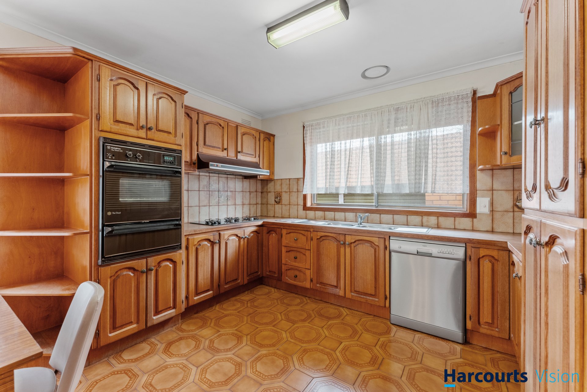 61 Sterling Drive, Keilor East image 4