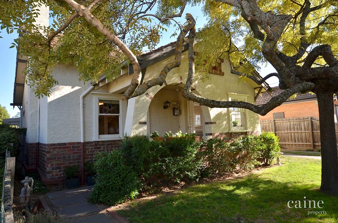61 Victoria Avenue, Lake Wendouree image 2