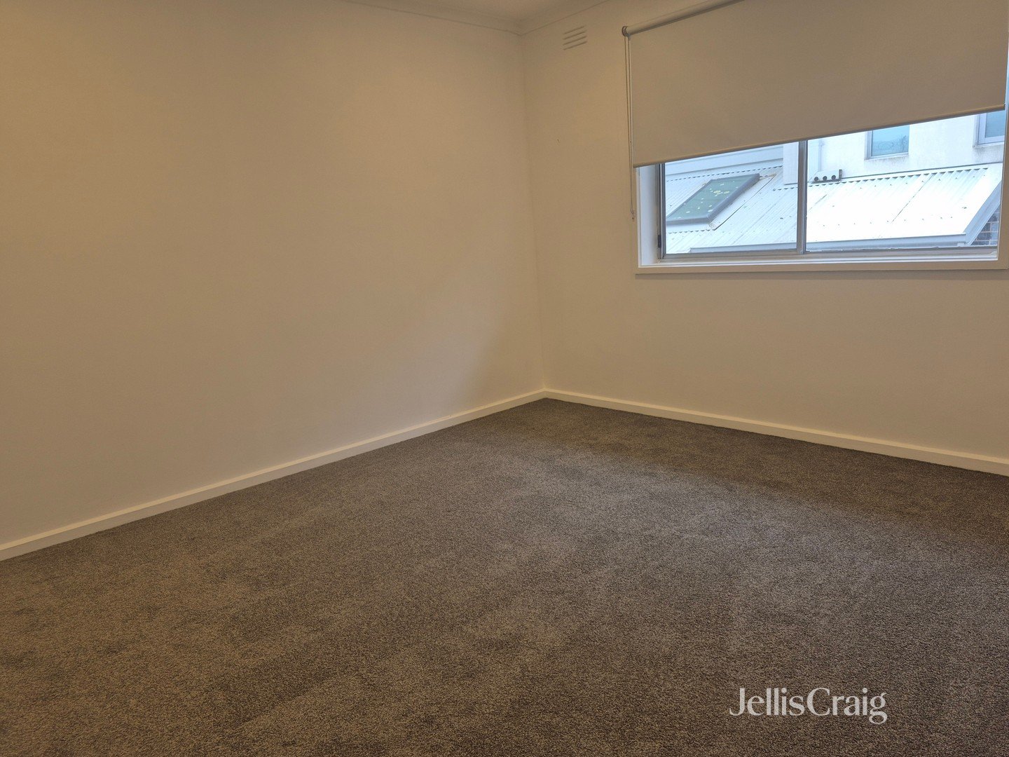 6/1 Washington Street, Essendon image 5