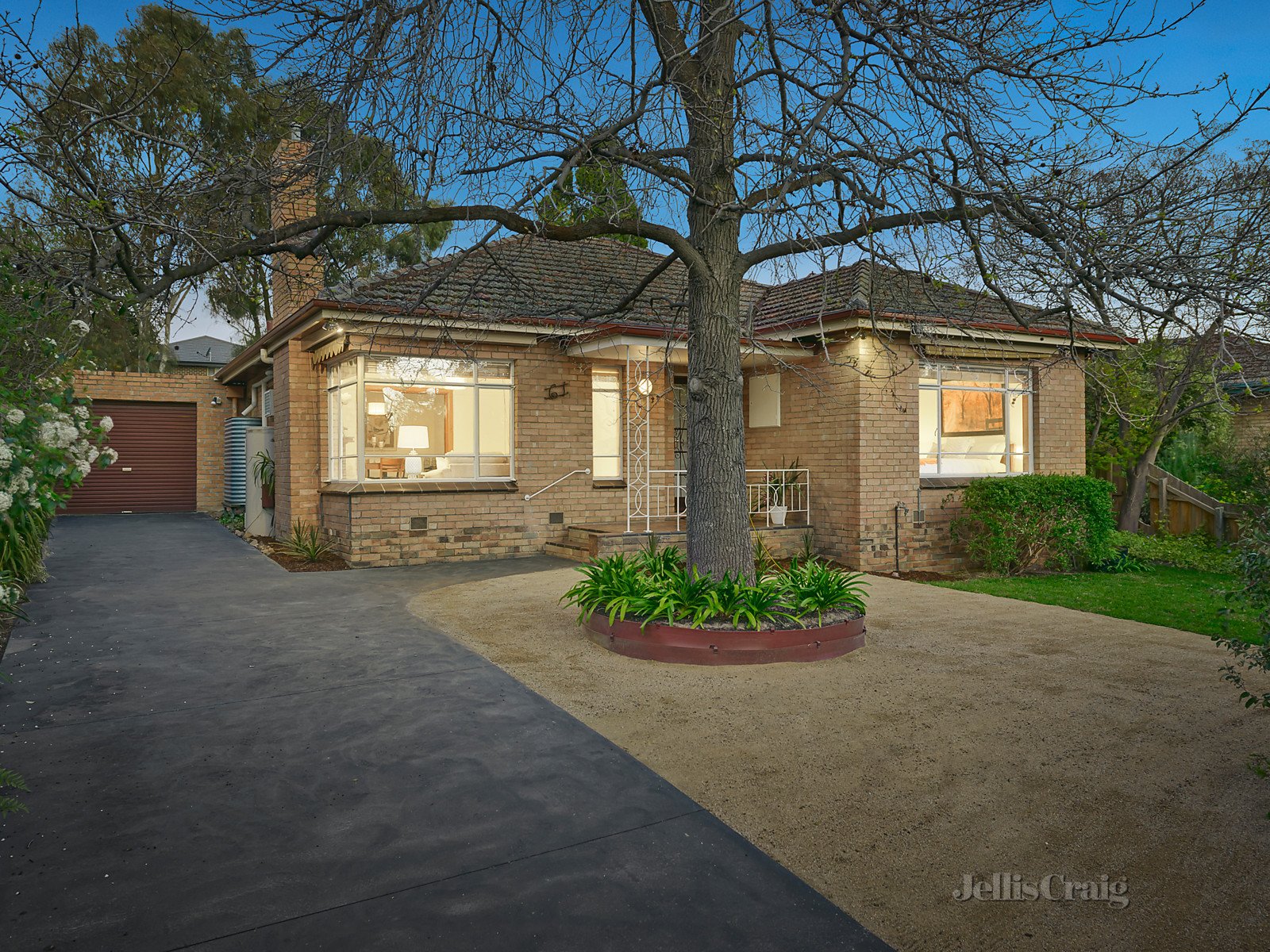 61 Welfare Parade, Glen Iris image 2