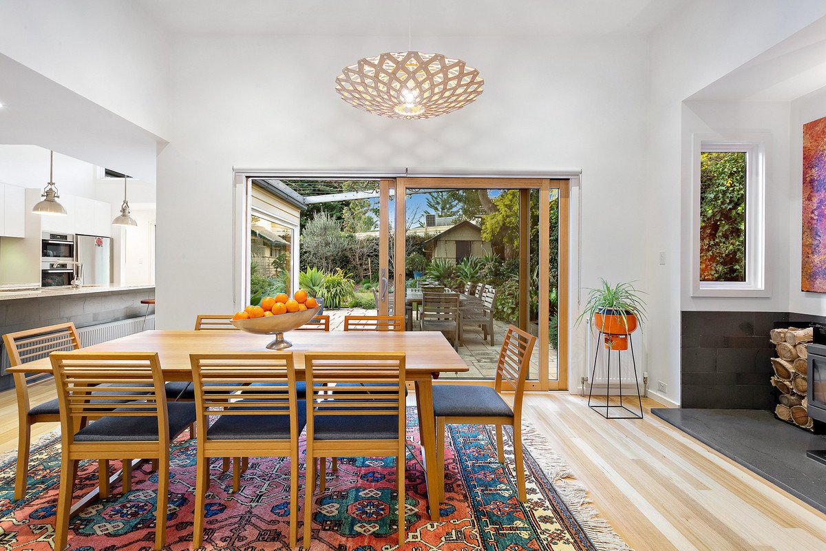 61 Weybridge Street, Surrey Hills image 3