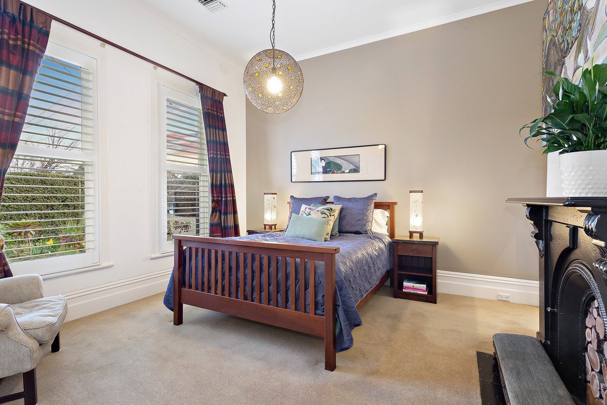 61 Weybridge Street, Surrey Hills image 7