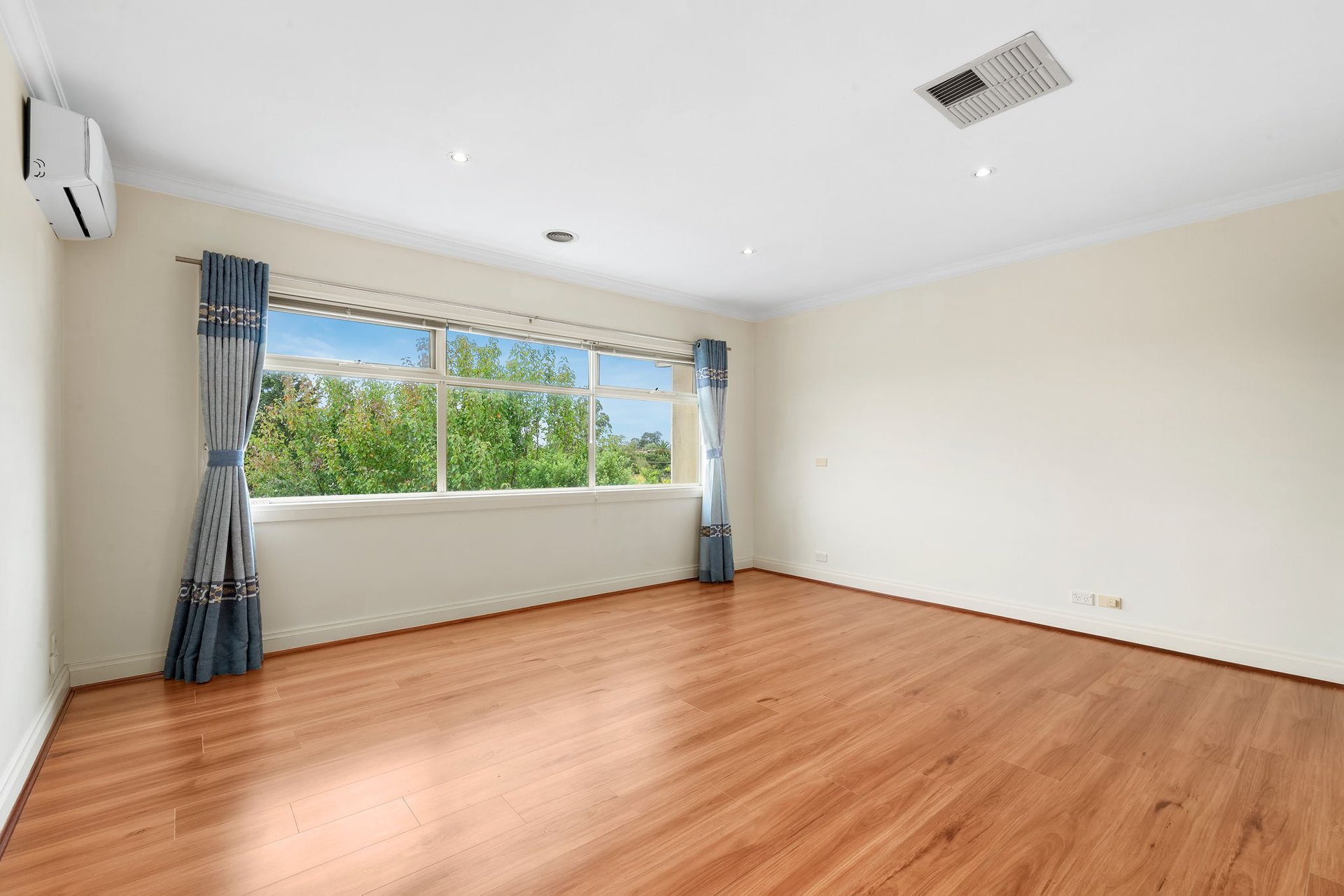 61 Woodhouse Road, Donvale image 7
