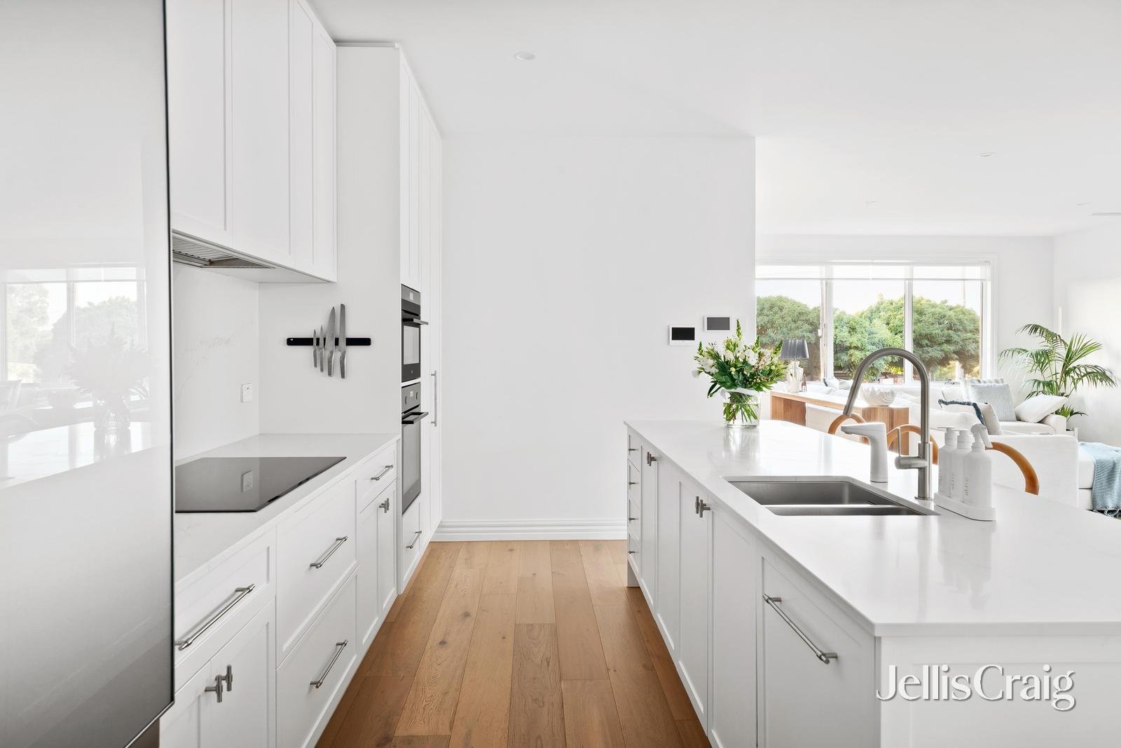 6/10 Airlie Road, Montmorency image 6