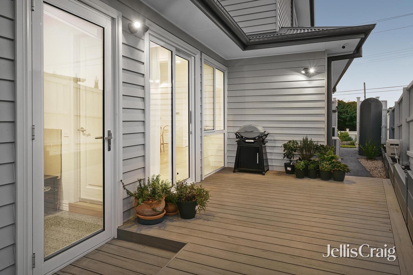 6/10 Airlie Road, Montmorency image 14