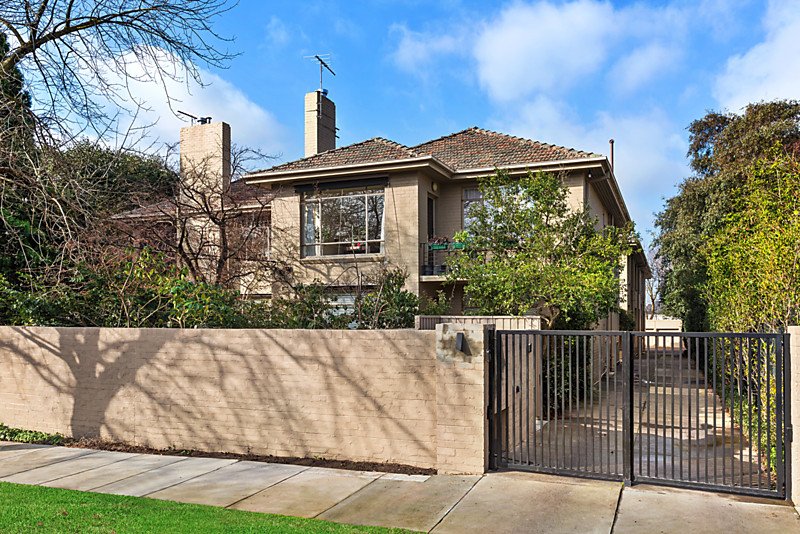 6/10 Hopetoun Road, Toorak image 1