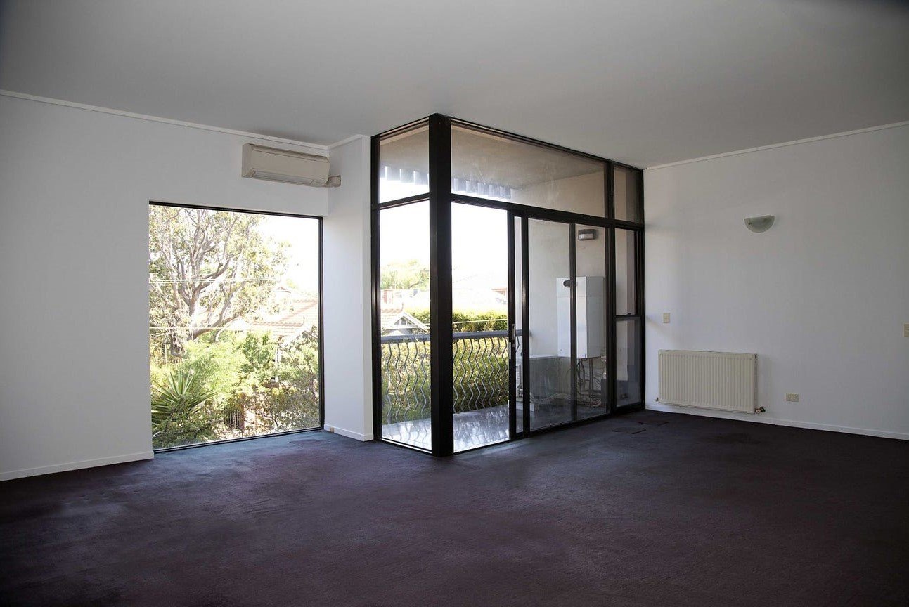 Property Gallery Thumbnail 3