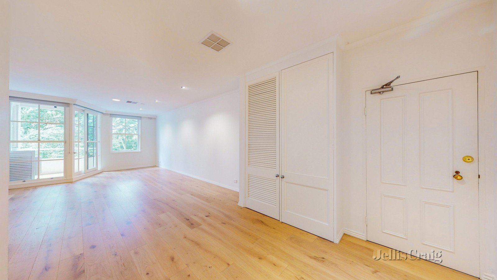 6/101 Caroline St, South Yarra image 4