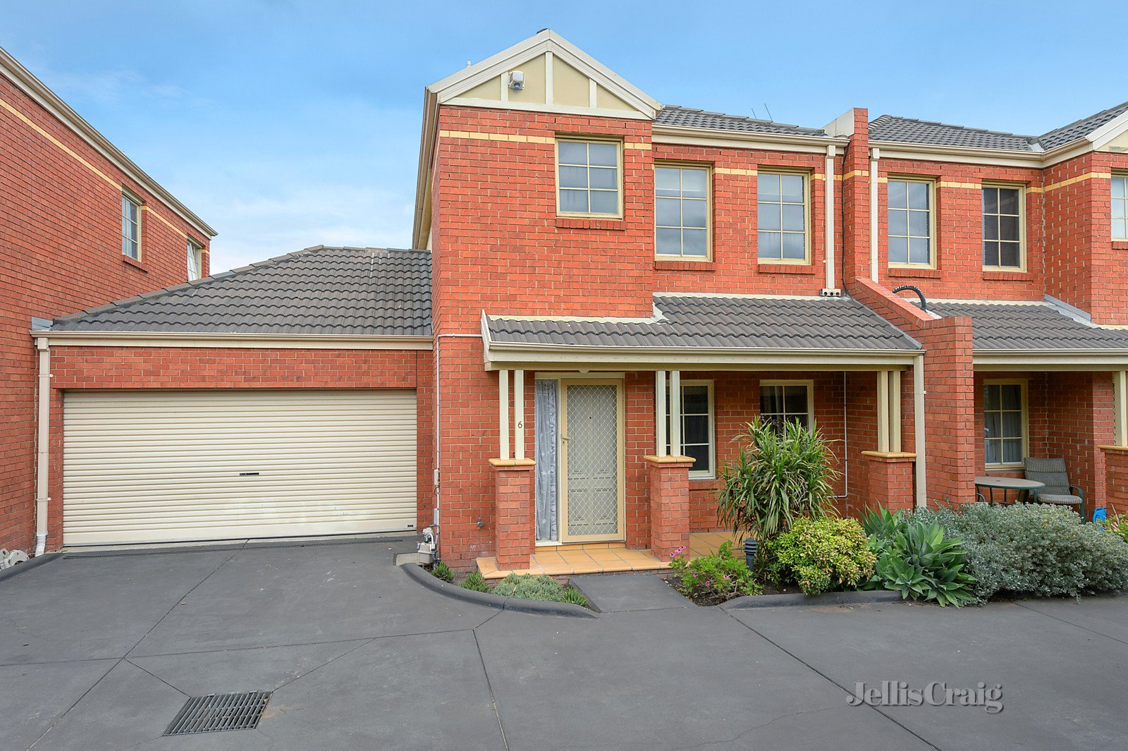 6/102-106 Thompsons Road, Bulleen image 1