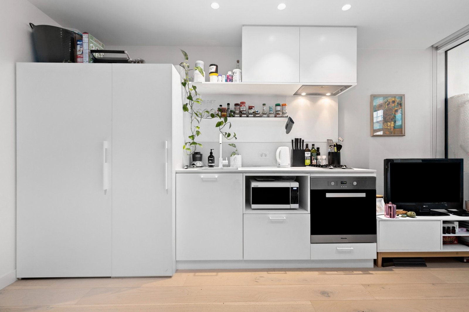 Property Gallery - Main Image