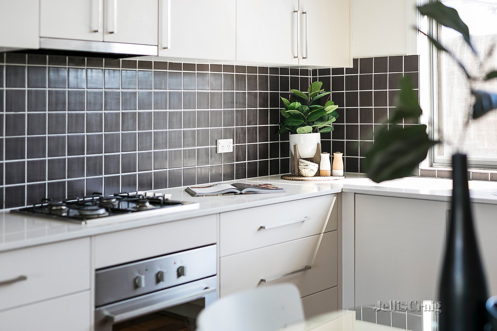 6/107 Herbert Street, Northcote image 4