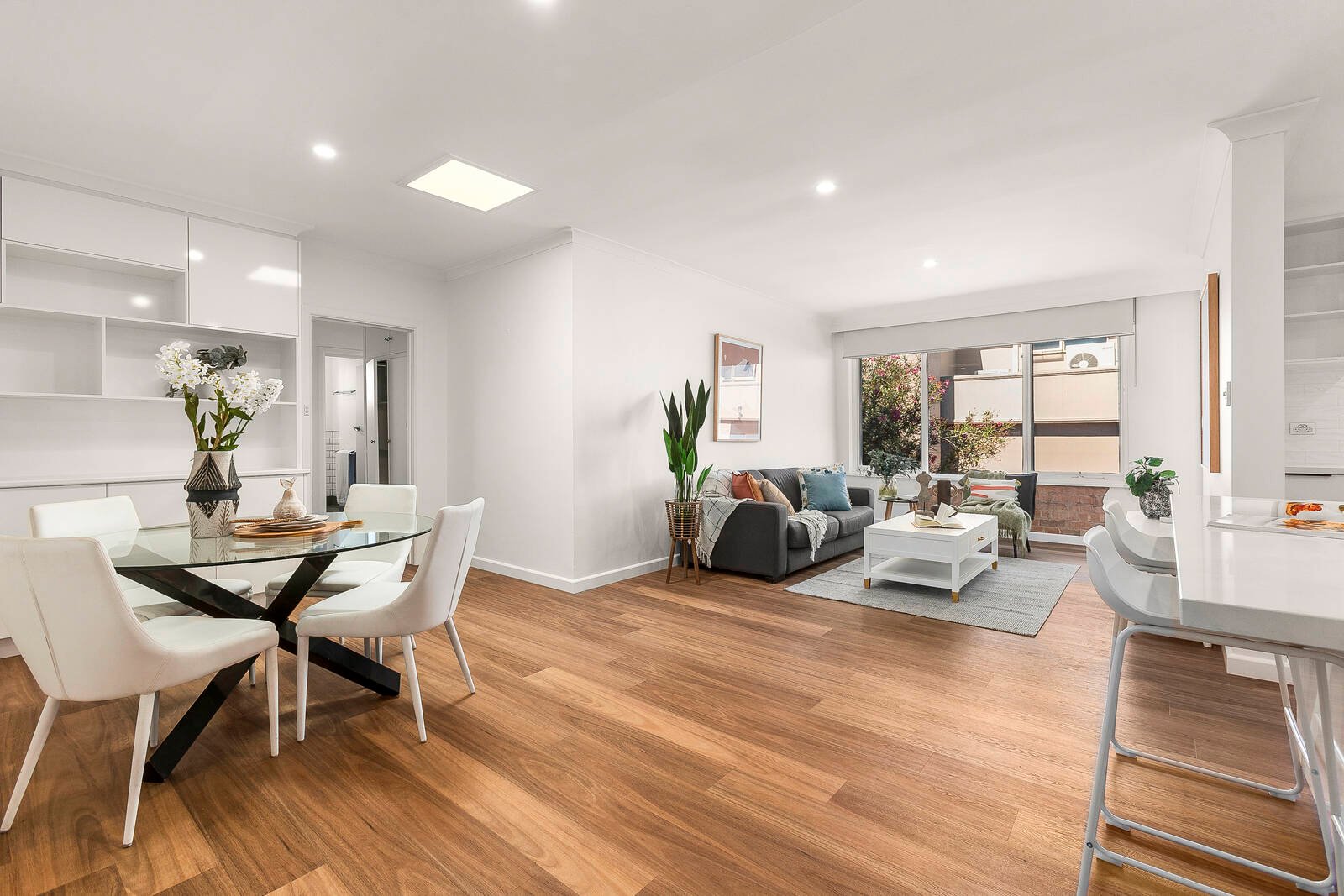 Property Gallery - Main Image