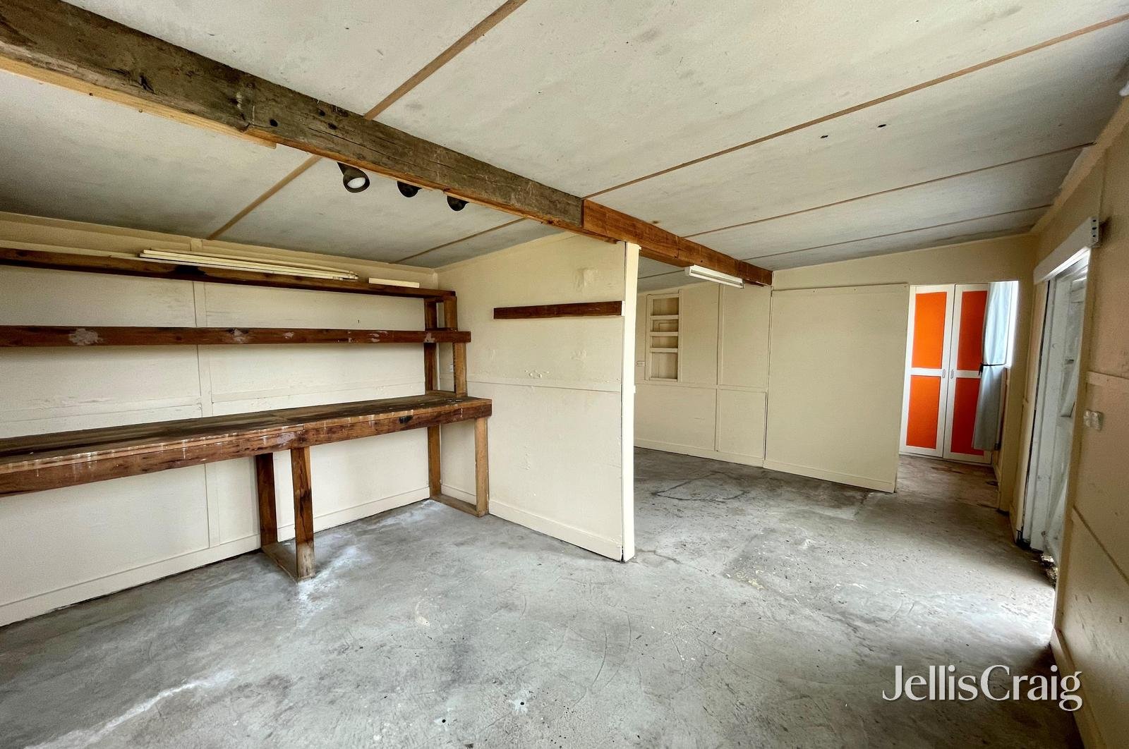 611 Ascot Street South, Redan image 10