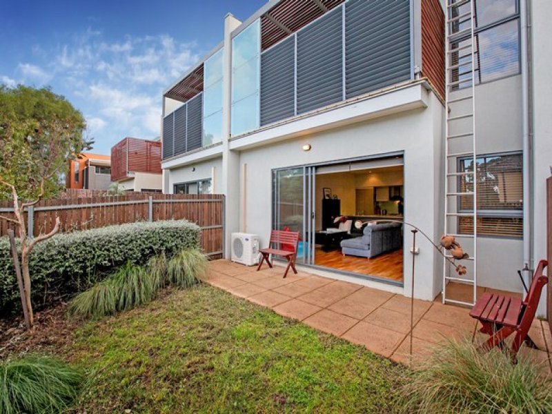 6/11 Berry Street, Yarraville image 9