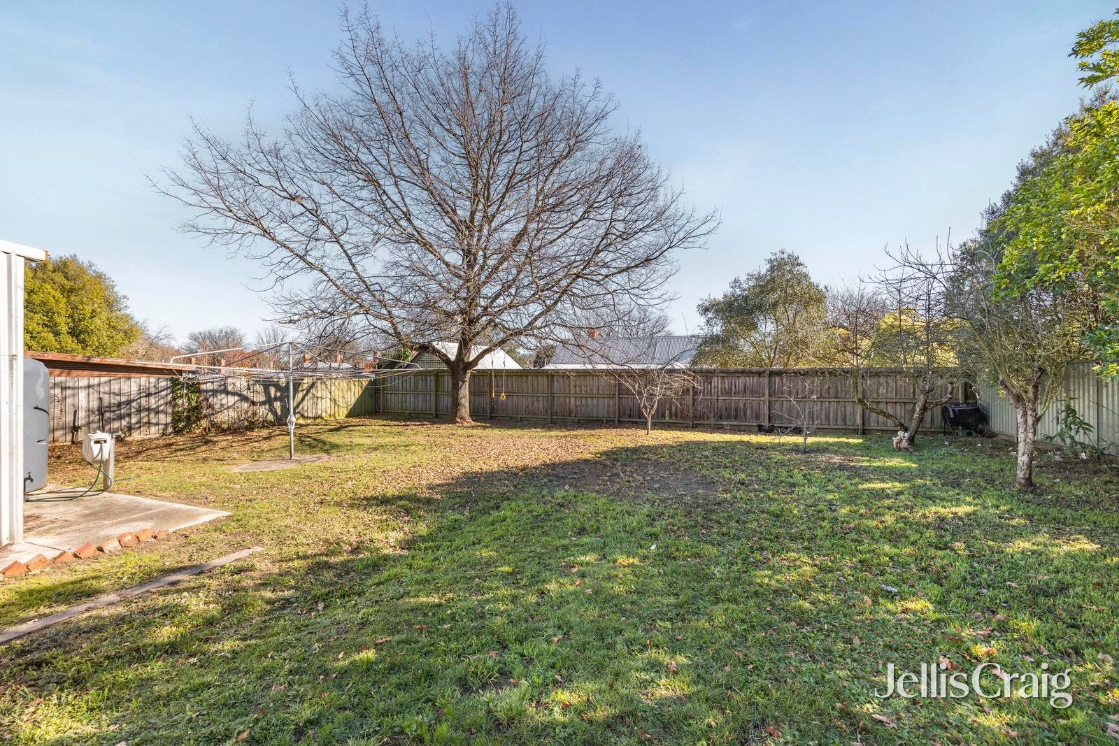 611 Doveton Street North, Soldiers&nbsp;Hill image 8