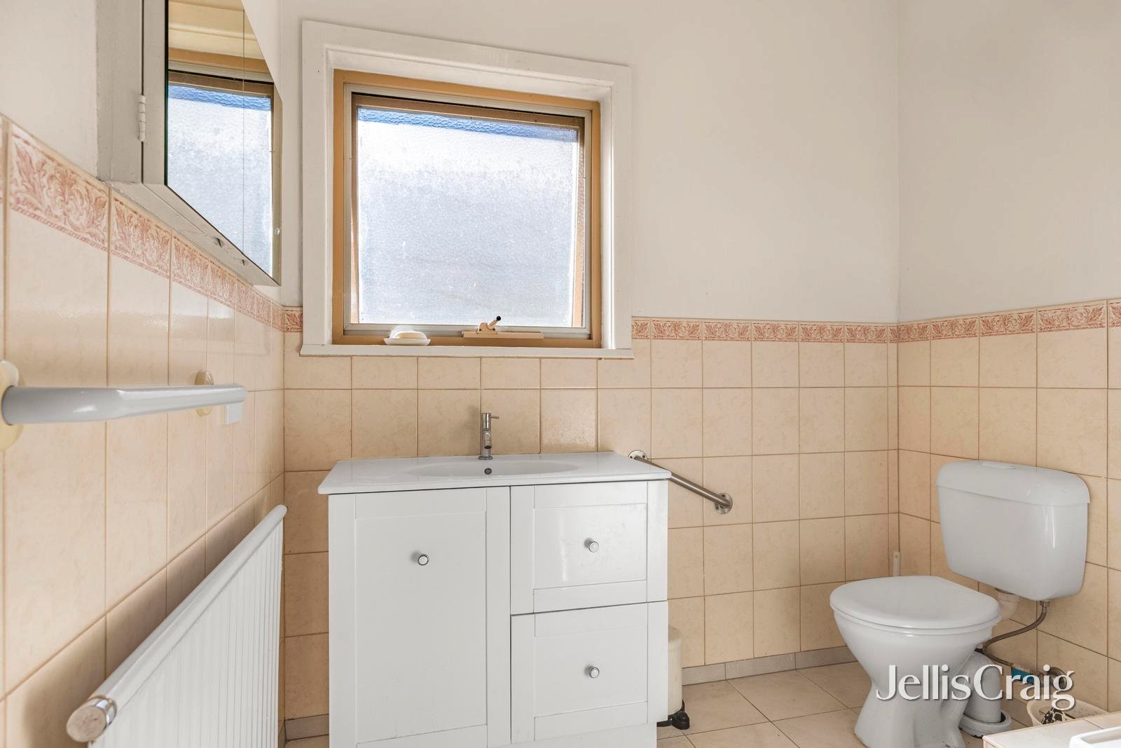 611 Doveton Street North, Soldiers&nbsp;Hill image 14