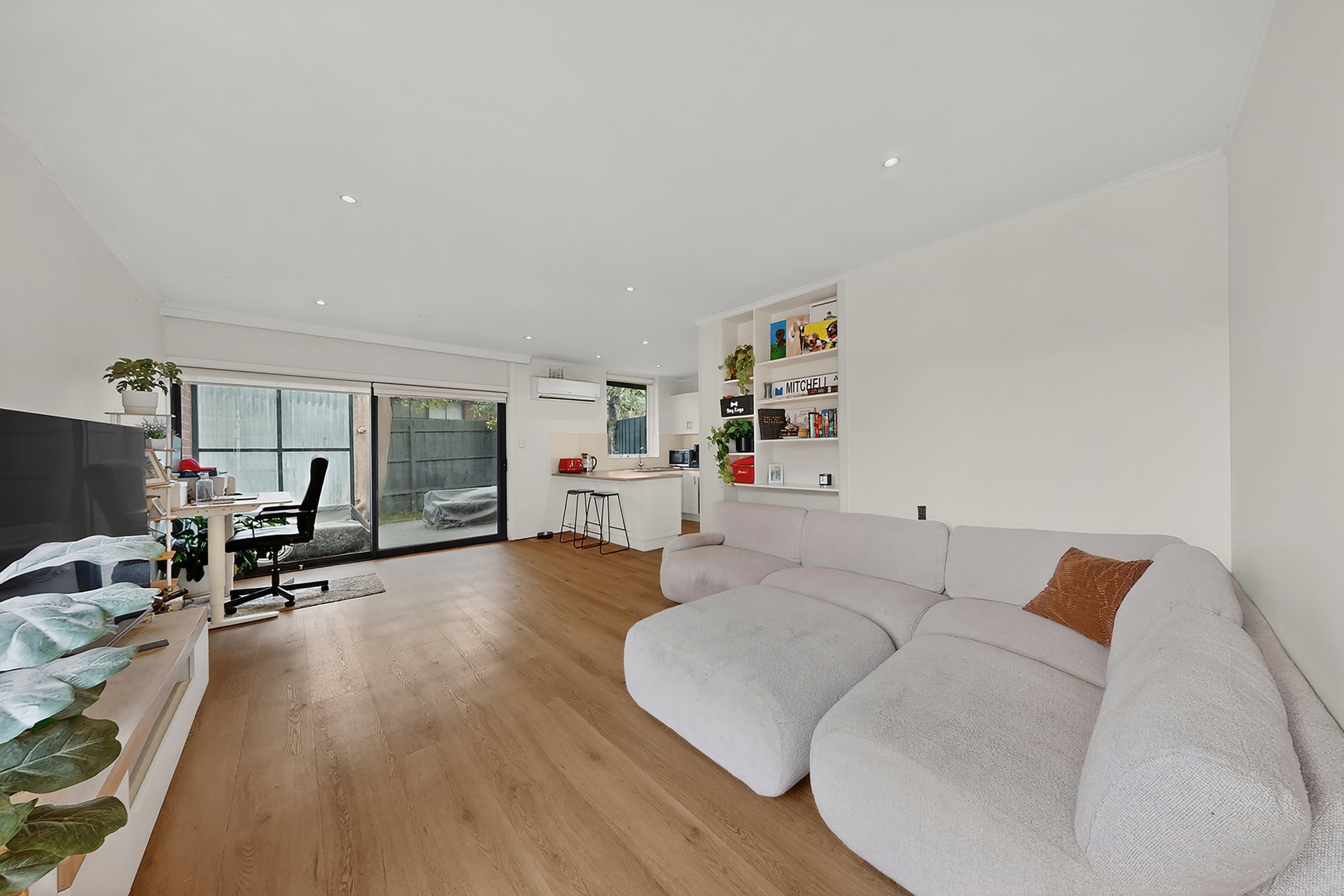 6/11 Lisson Grove, Hawthorn image 2