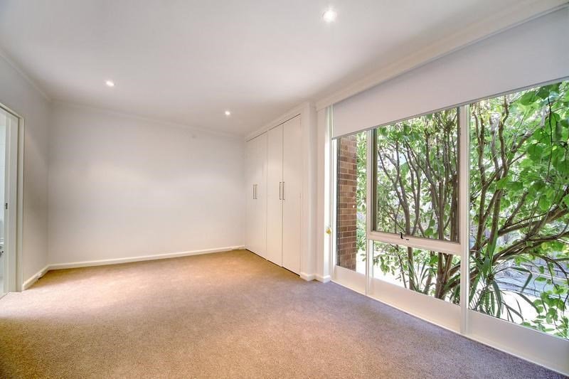6/11 Lisson Grove, Hawthorn image 8