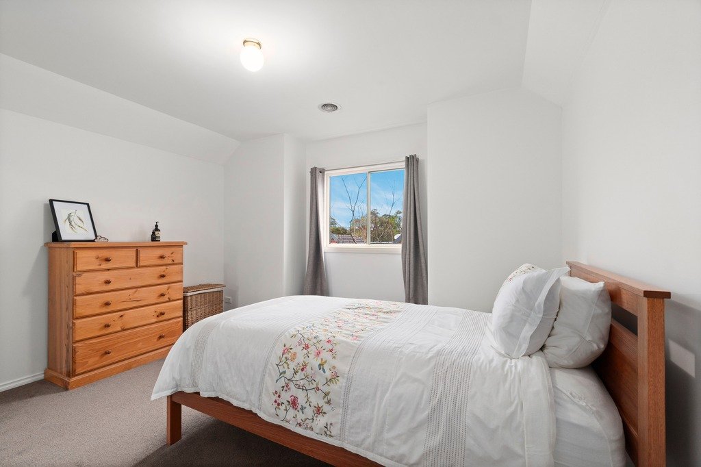 6/11 William Road, Croydon image 6