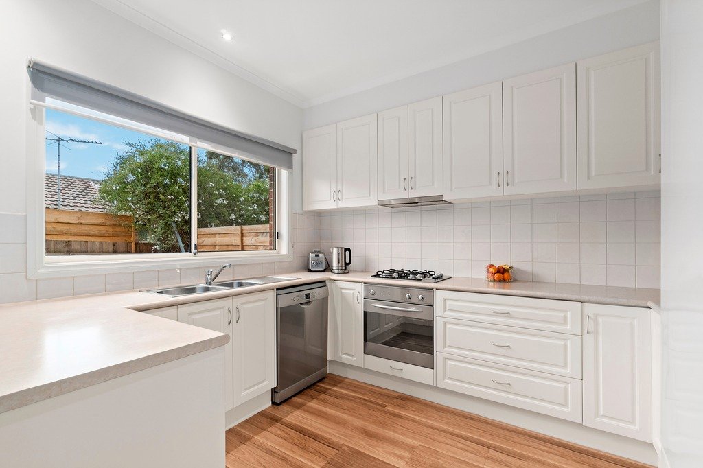 6/11 William Road, Croydon image 3