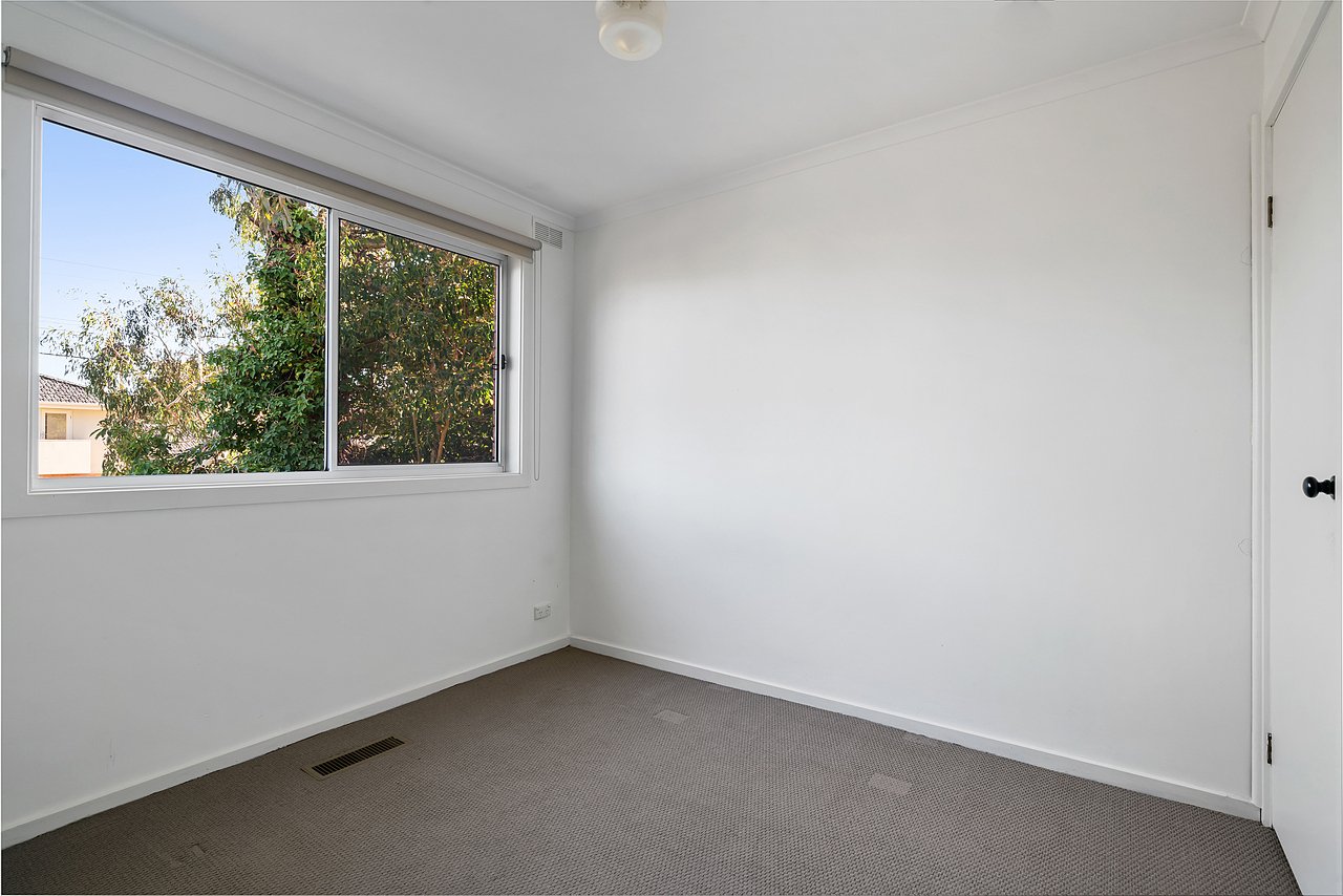 6/111 James Street, Templestowe image 5