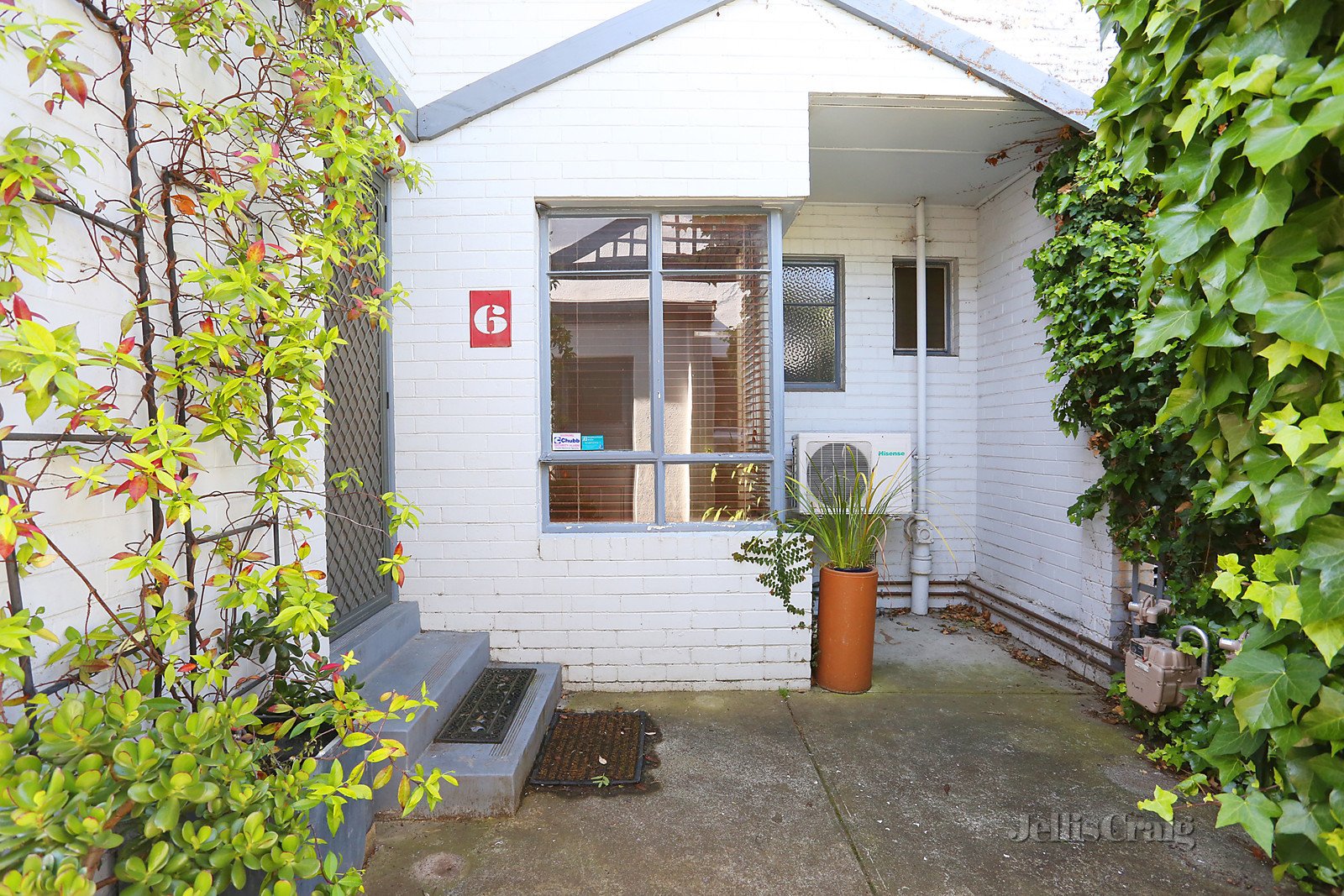 6/113 Darebin Road, Thornbury image 1